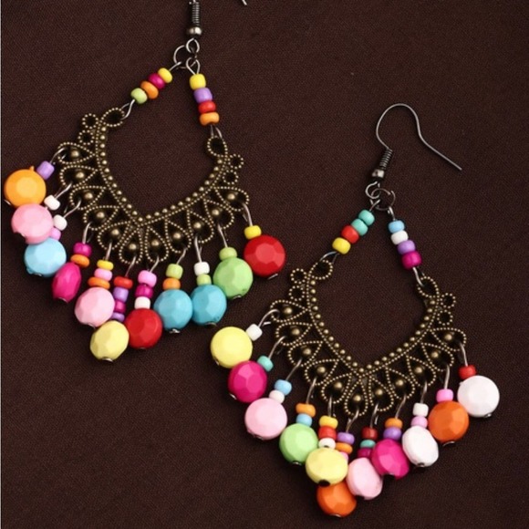 BOLLYWOOD colorful beaded hollowed out brass chandelier earrings - Picture 2 of 4